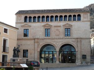 Op de foto een gebouw uit Jumilla (gemeente in Murcia) dat een mooi voorbeeld is  van meetkundige verhoudingen in de renaissance stijl.